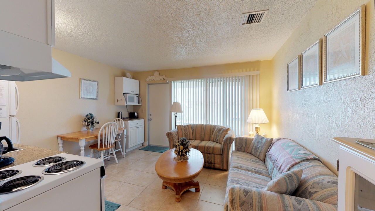 Photo of Livingroom in Isles of Capri