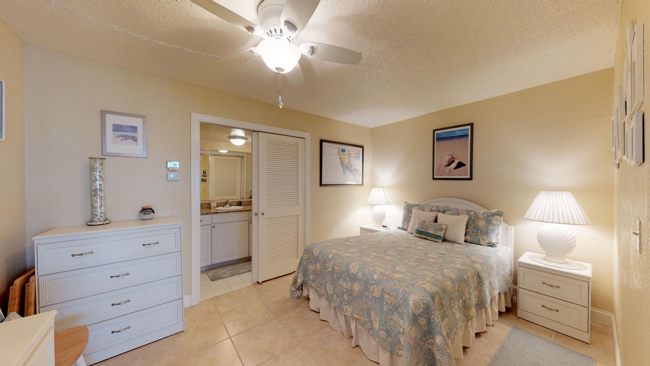 Photo of Bedroom in Isles of Capri