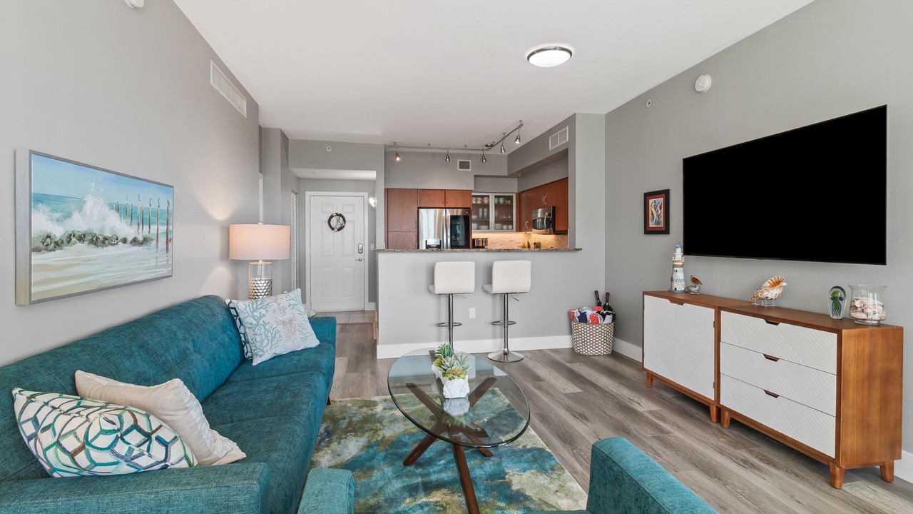 Photo of Livingroom in East Ocean Ave