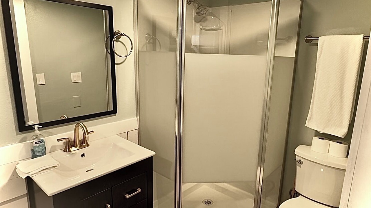 Photo of Bathroom in Fish Hawk