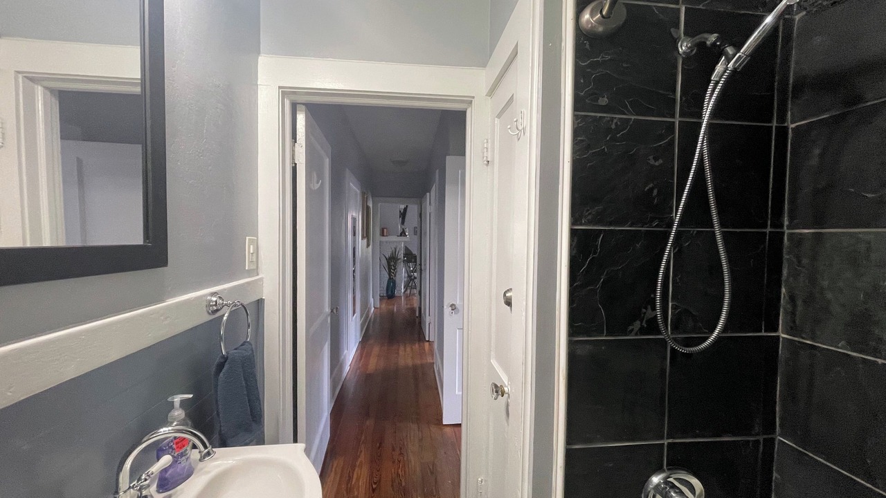 Photo of Bathroom in Murray Hill