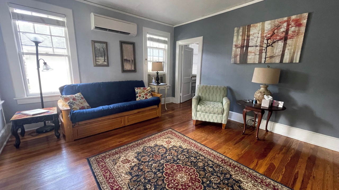 Photo of Bedroom in Murray Hill