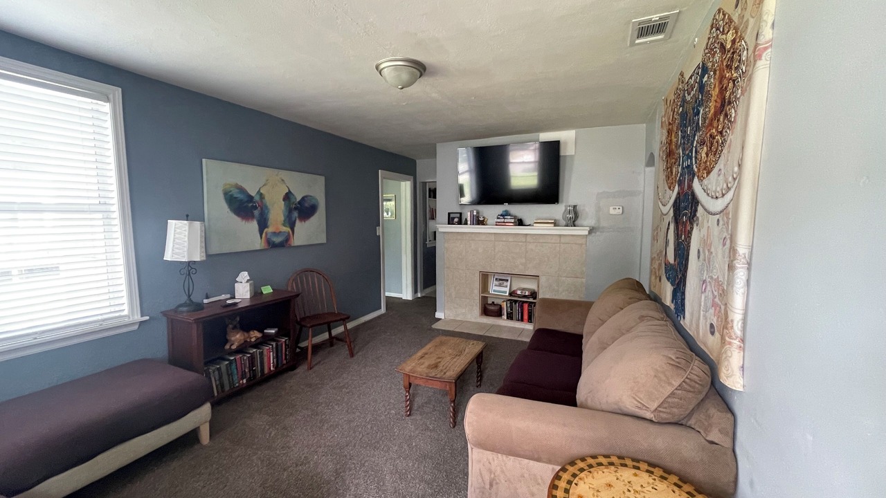 Photo of Bedroom in Lakeshore South