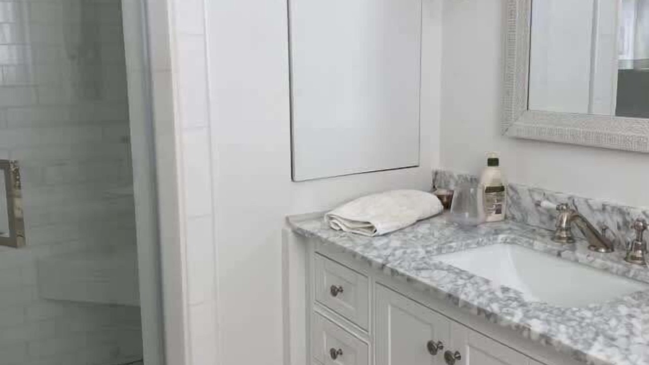 Photo of Bathroom in Parker Ridge