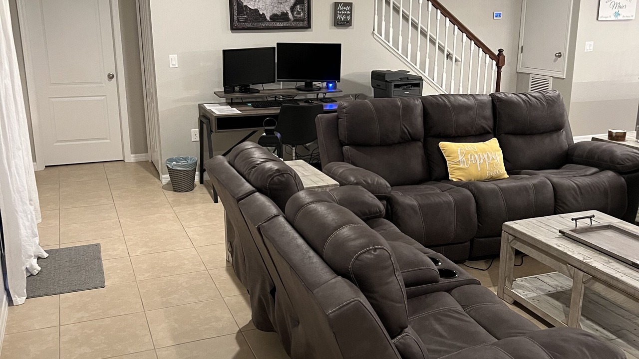 Photo of Livingroom in Interchange Square