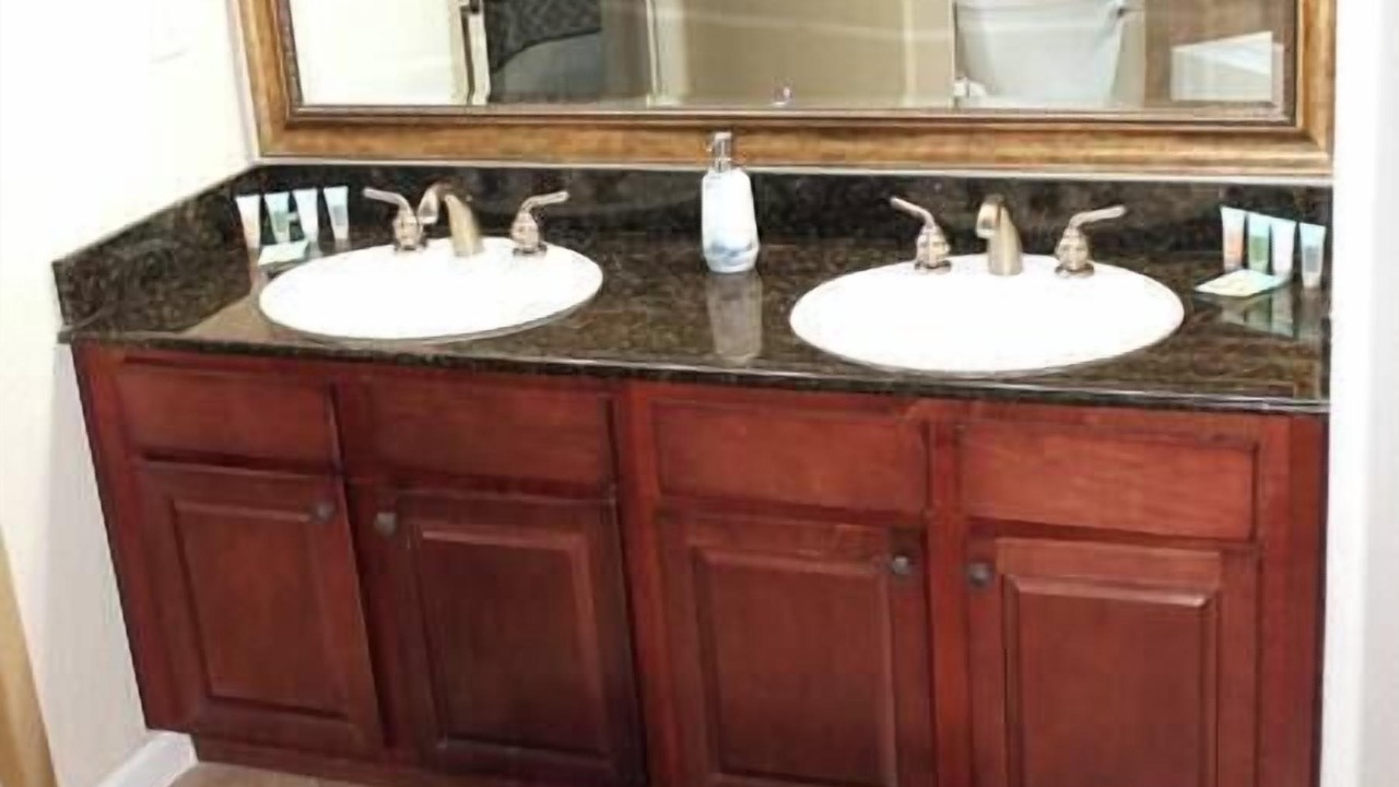 Photo of Bathroom in Davenport