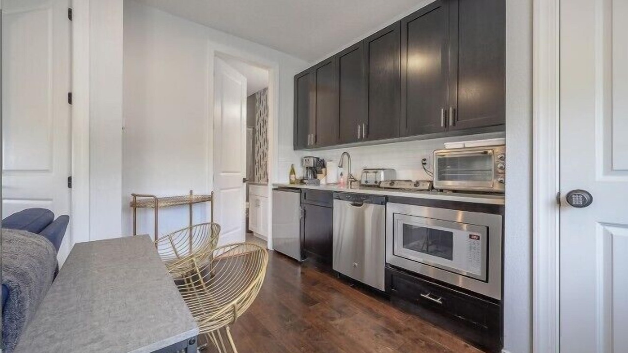 Photo of Kitchen in North Hyde Park