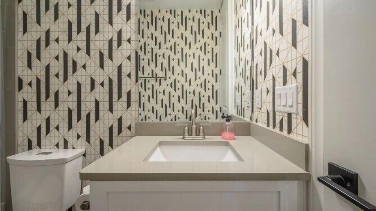 Photo of Bathroom in North Hyde Park