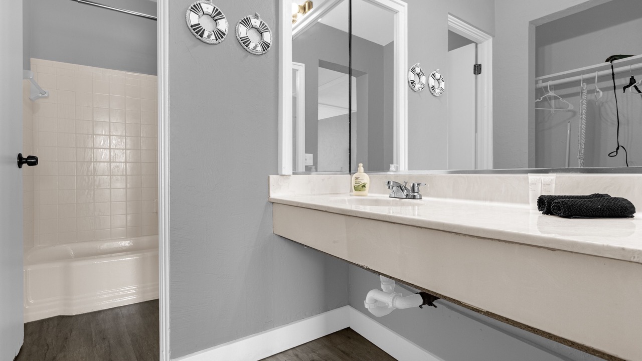 Photo of Bathroom in Bostwick Park