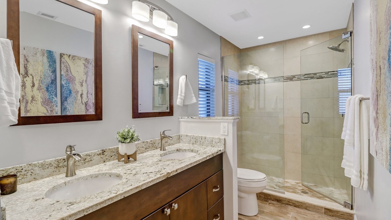 Photo of Bathroom in Willoughby Acres