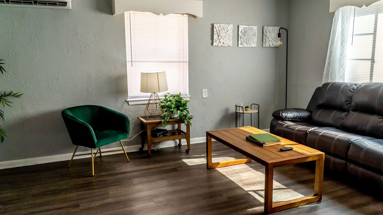 Photo of Livingroom in Lakeshore South