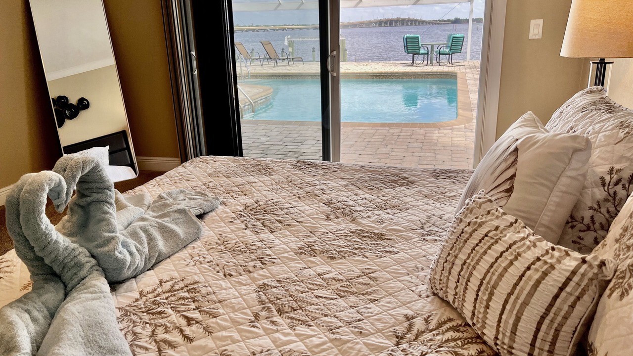 Photo of Bedroom in Caloosahatchee