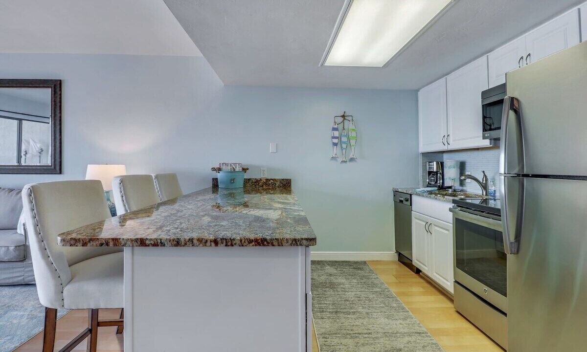Photo of Kitchen in Vanderbilt Beach