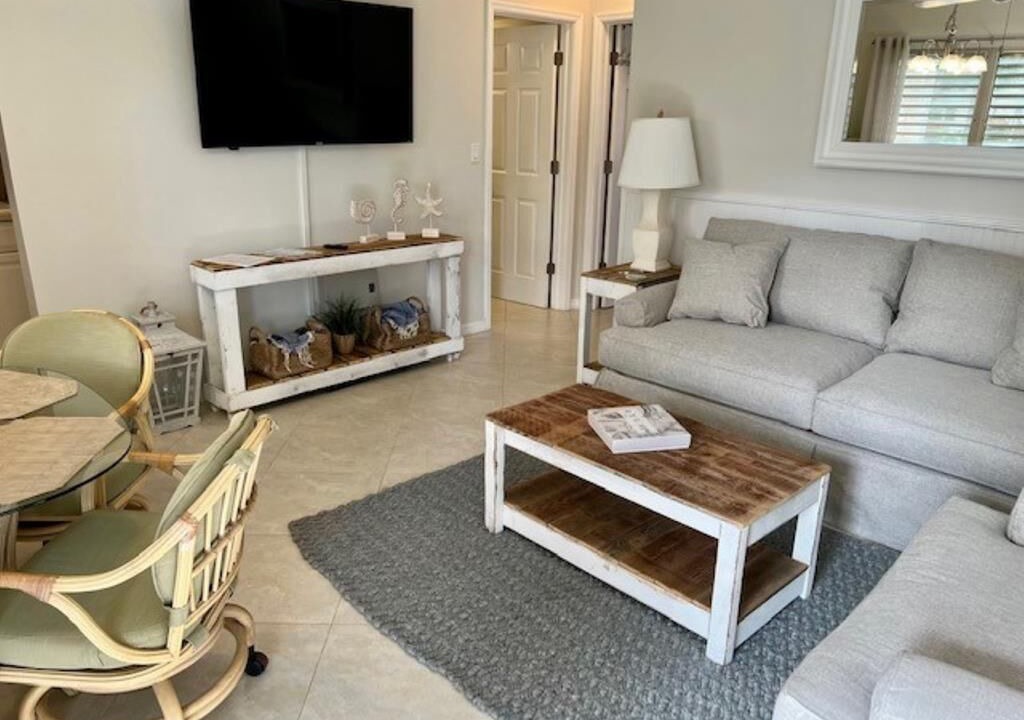 Photo of Livingroom in Marco Island