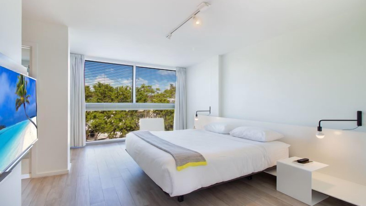 Photo of Bedroom in Key Biscayne