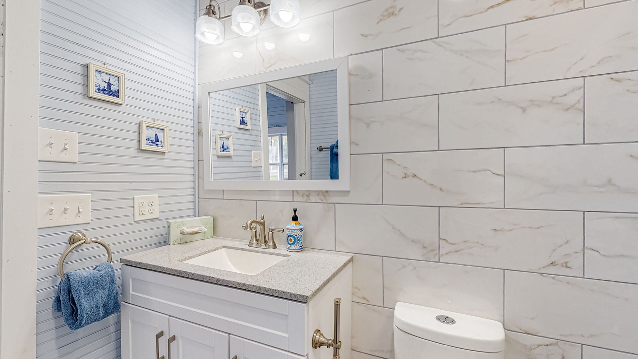 Photo of Bathroom in Jasper