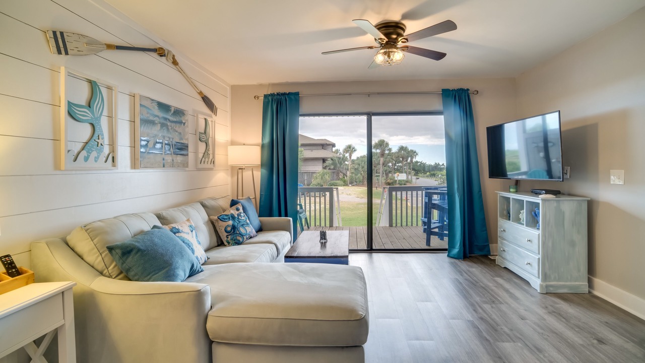 Photo of Bedroom in Oceanmarsh Subdivision