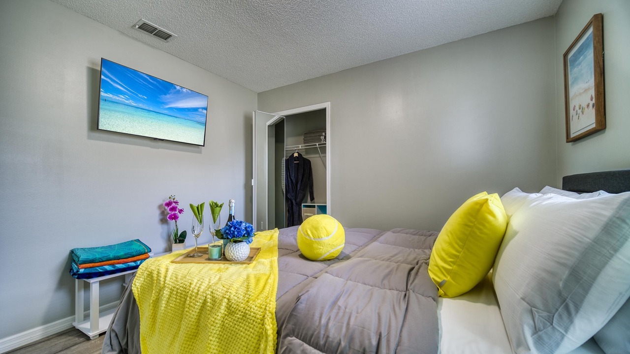 Photo of Bedroom in Orange Park