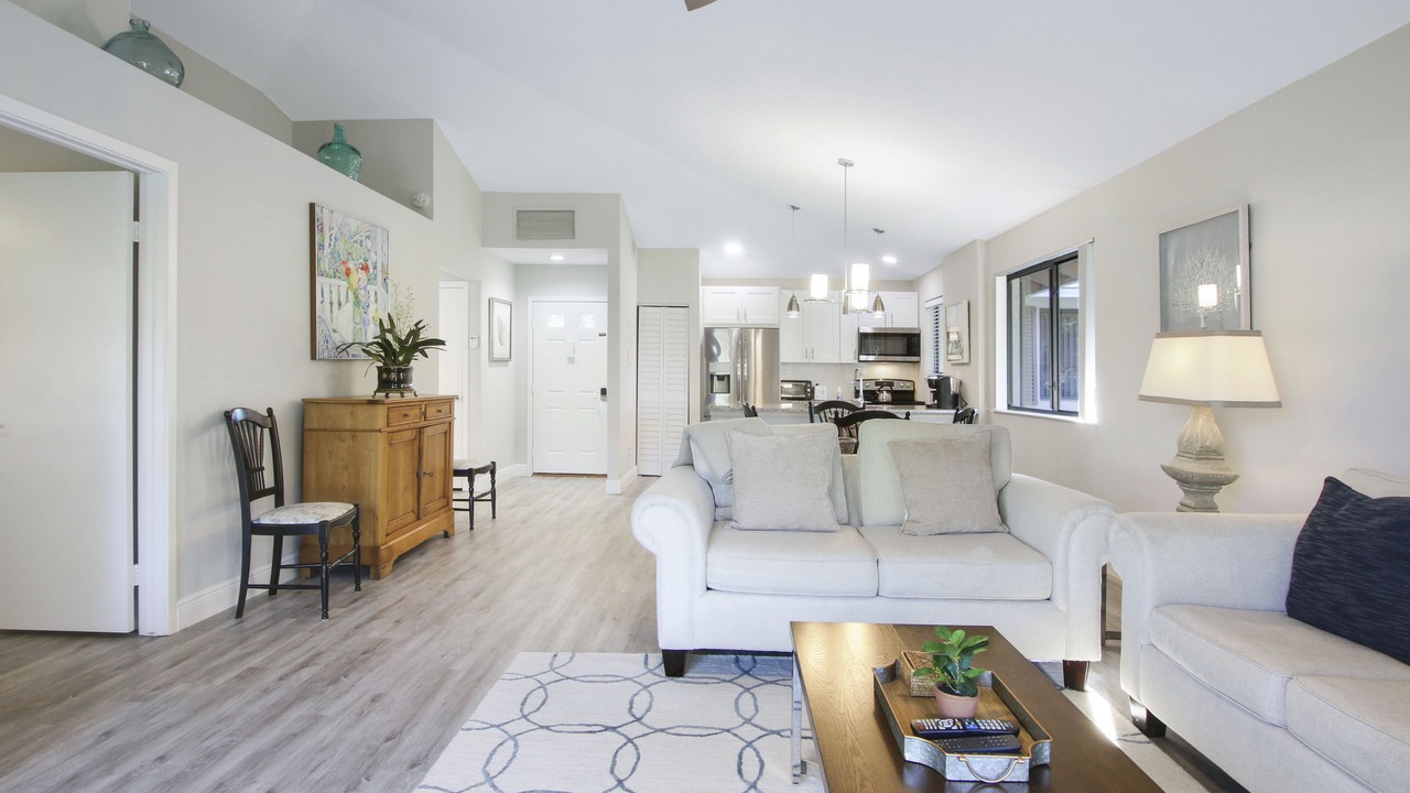 Photo of Livingroom in Palm Beach Gardens