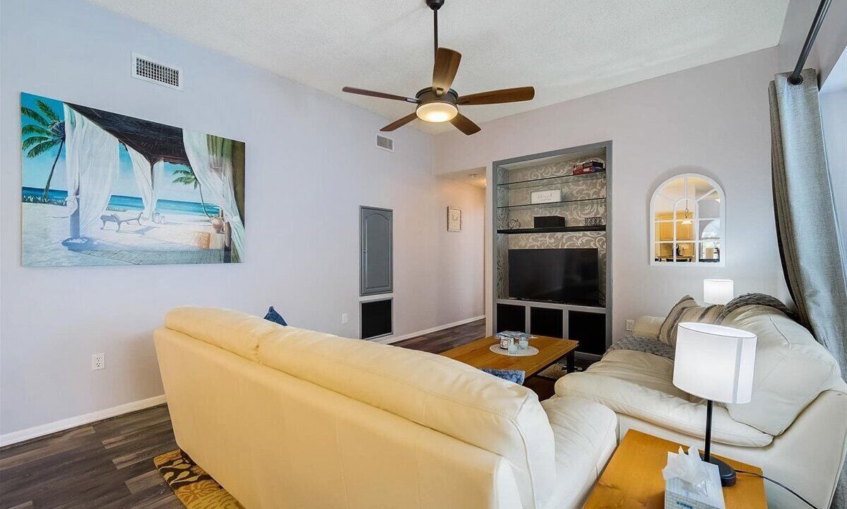 Photo of Livingroom in Country Oaks