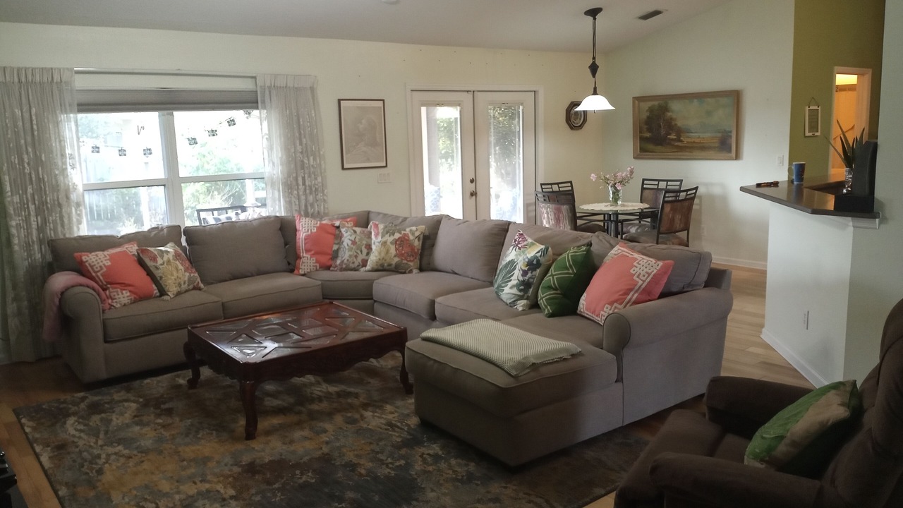 Photo of Livingroom in Interchange Square