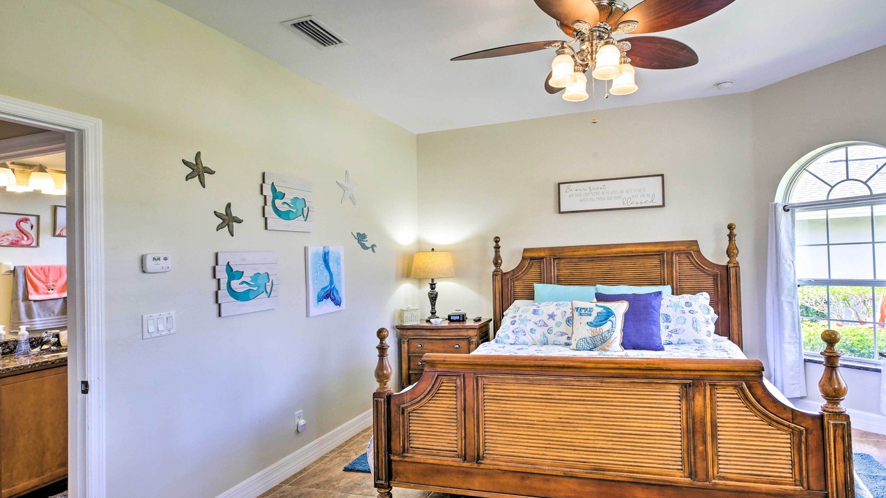 Photo of Bathroom in Caloosahatchee