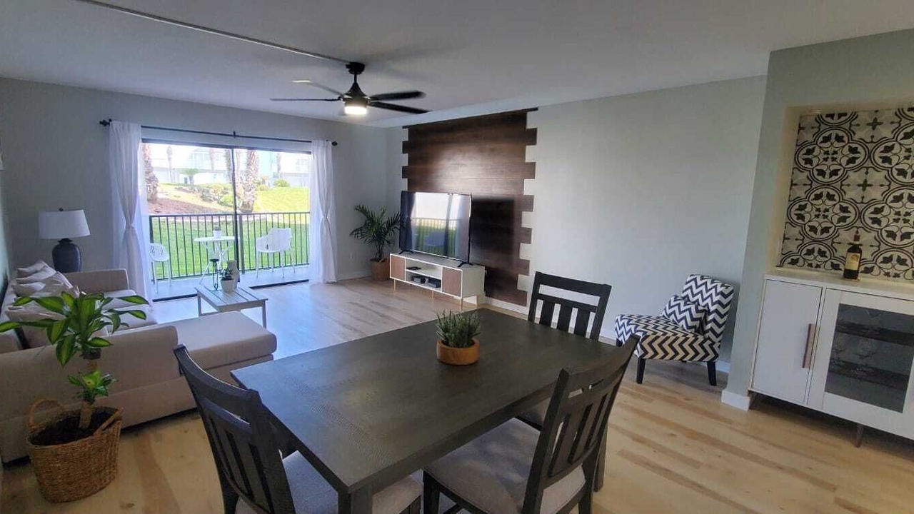 Photo of Livingroom in Ponce Inlet