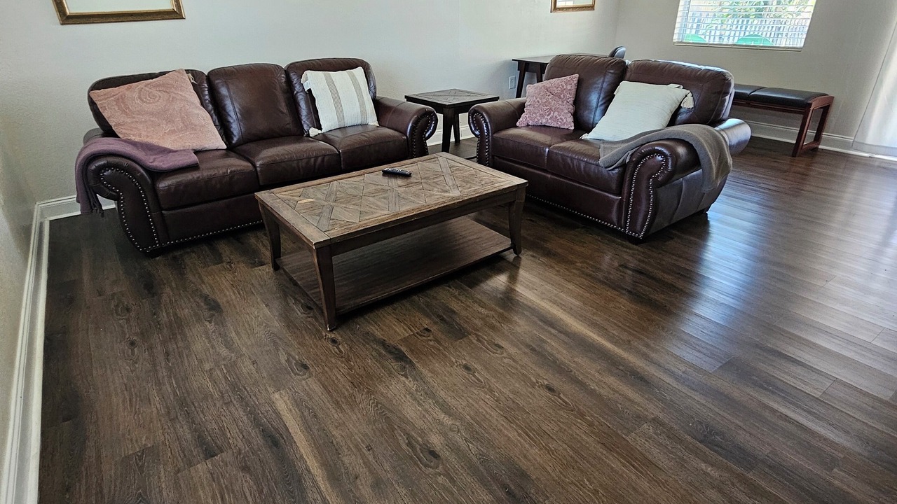 Photo of Livingroom in Fairview Shores