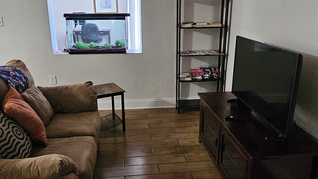 Photo of Livingroom in Fairview Shores