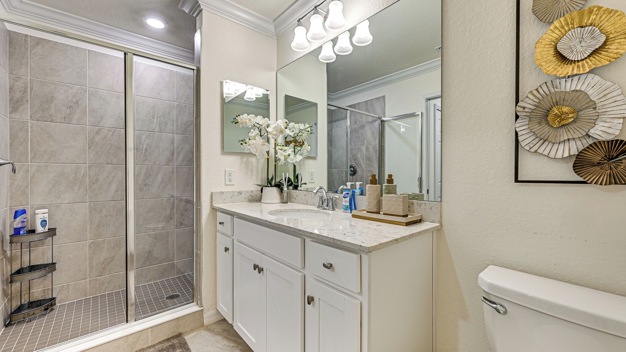 Photo of Bathroom in Lakewood Ranch