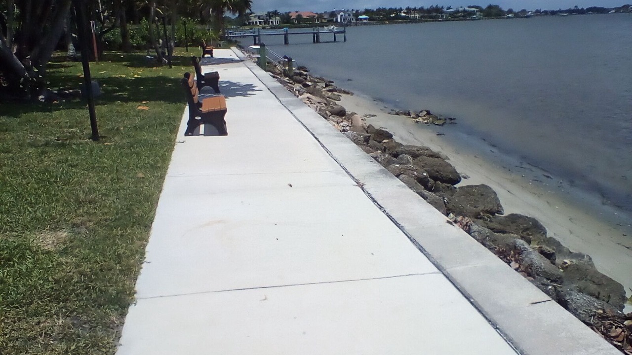 Photo of Others in Jupiter Plantation