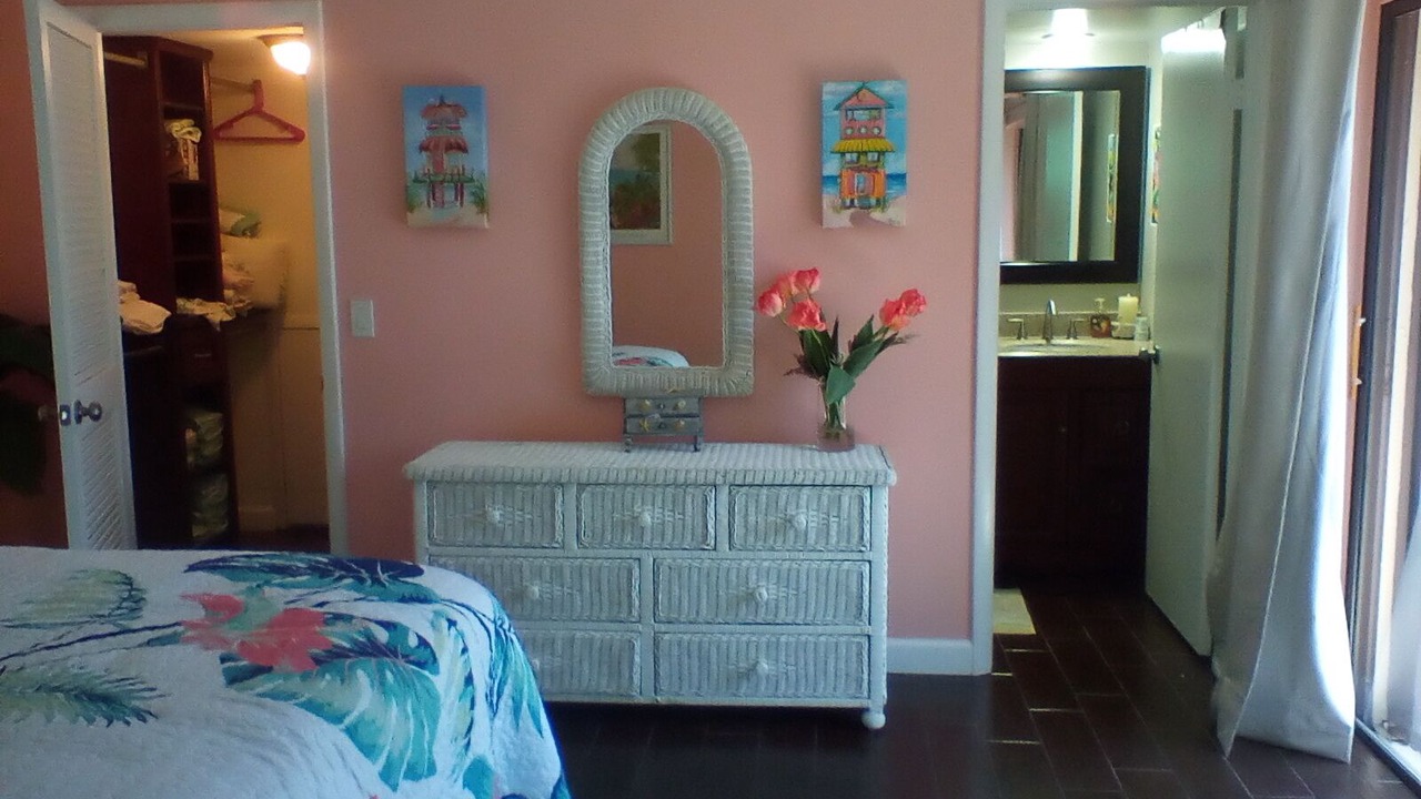 Photo of Bedroom in Jupiter Plantation