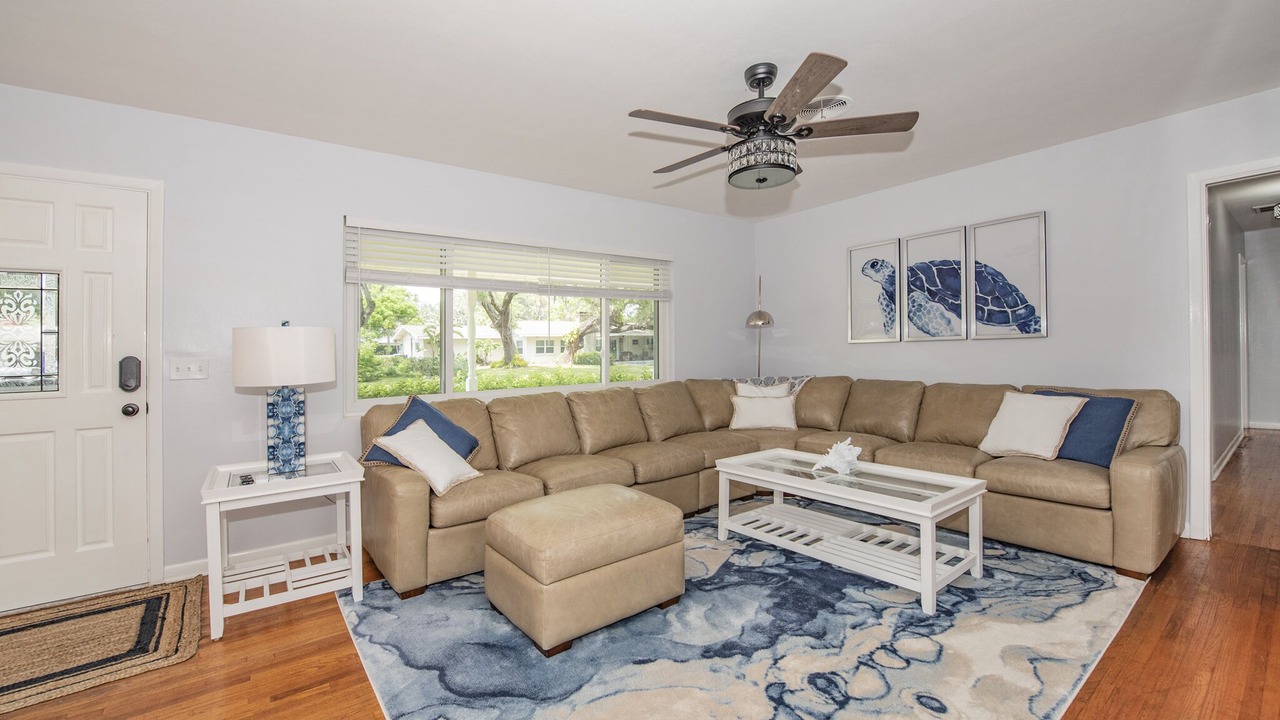 Photo of Livingroom in Clearwater