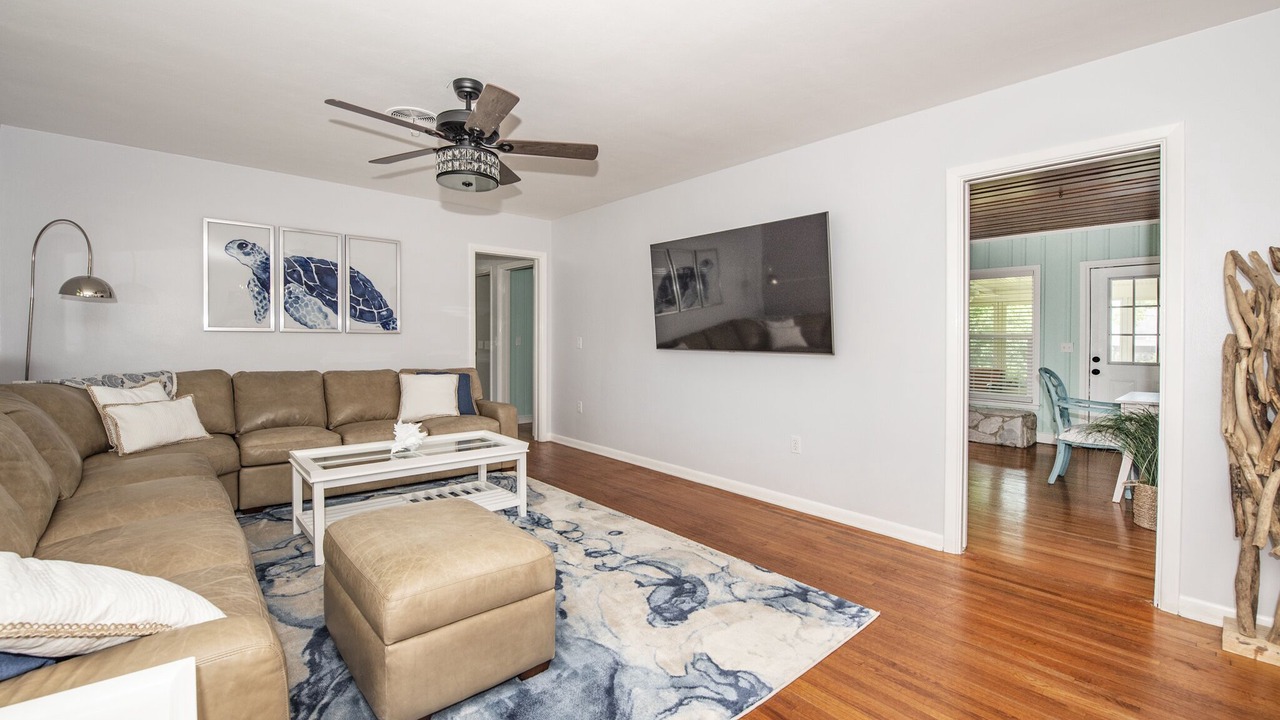 Photo of Livingroom in Clearwater