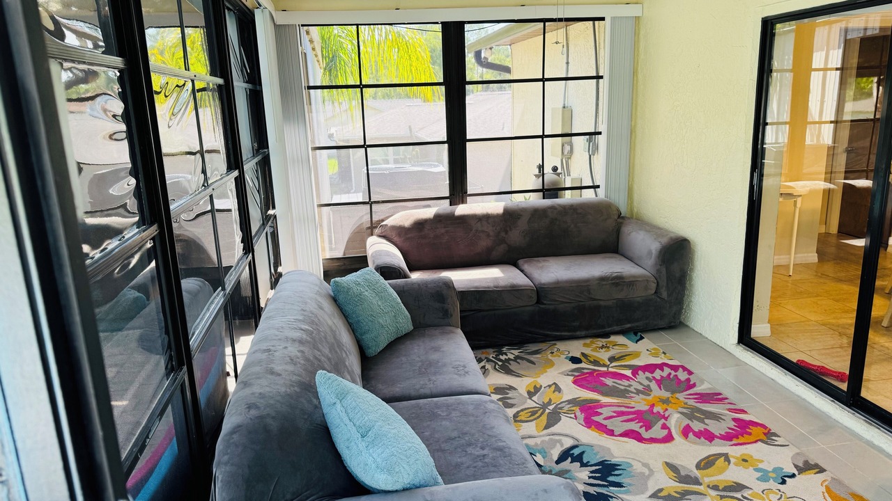 Photo of Livingroom in Spring Hill