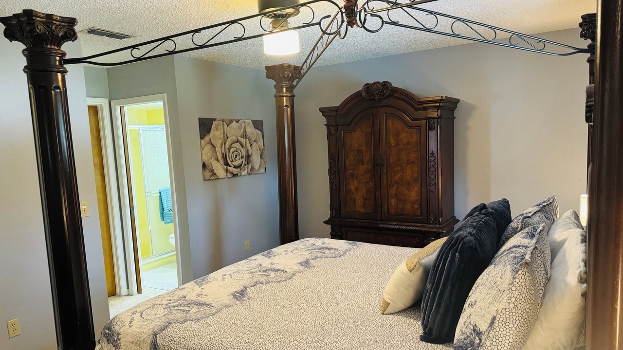 Photo of Bedroom in Spring Hill