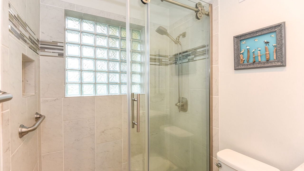 Photo of Bathroom in Glenwood