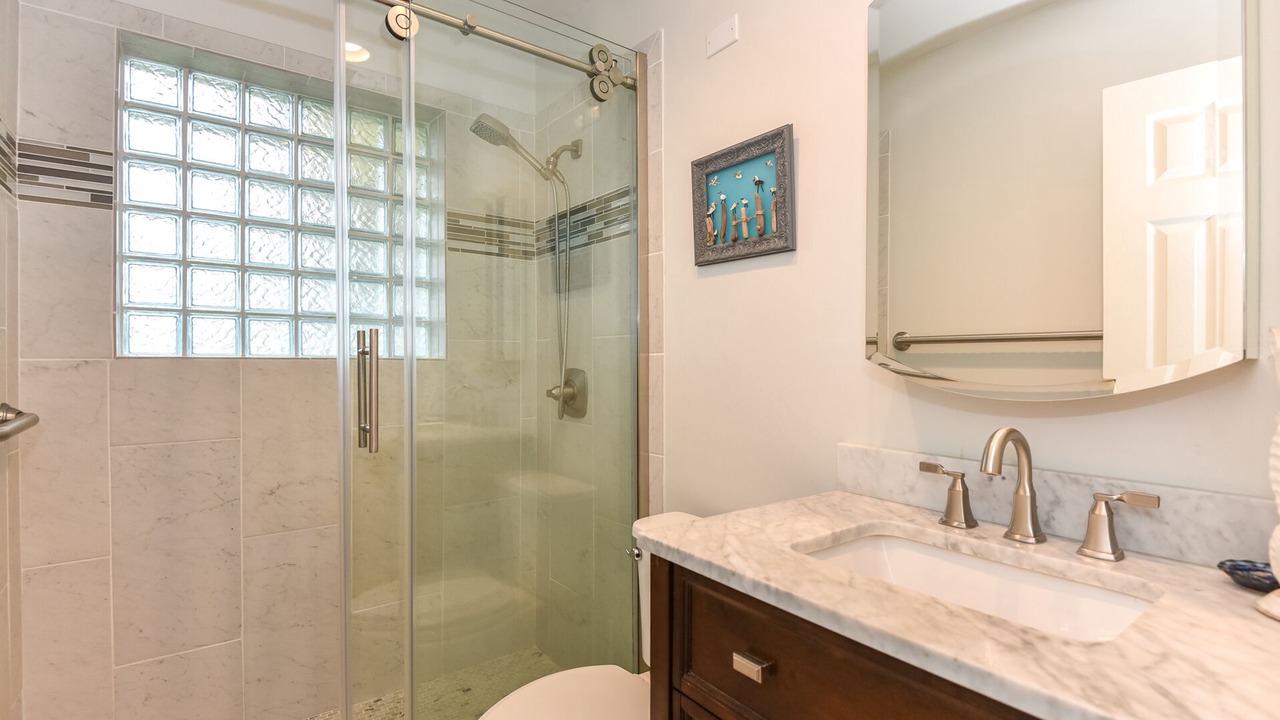 Photo of Bathroom in Glenwood