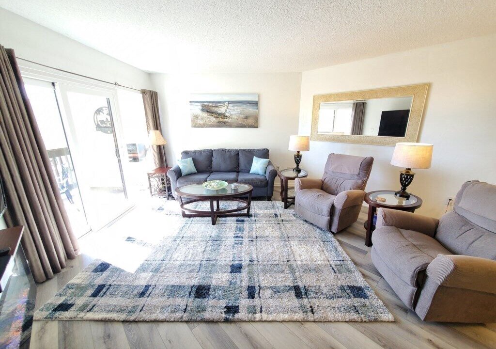 Photo of Livingroom in Butler Beach