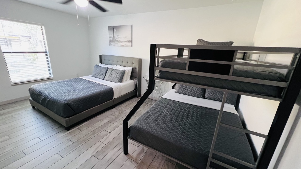 Photo of Bedroom in Lochmoor Waterway Estates