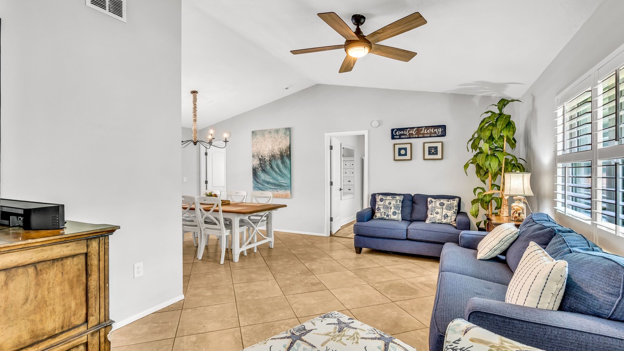 Photo of Livingroom in Palmetto