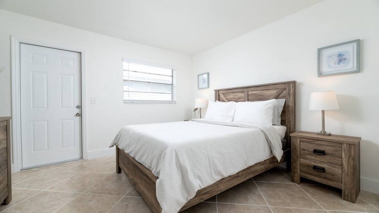 Photo of Bedroom in Wilton Manors
