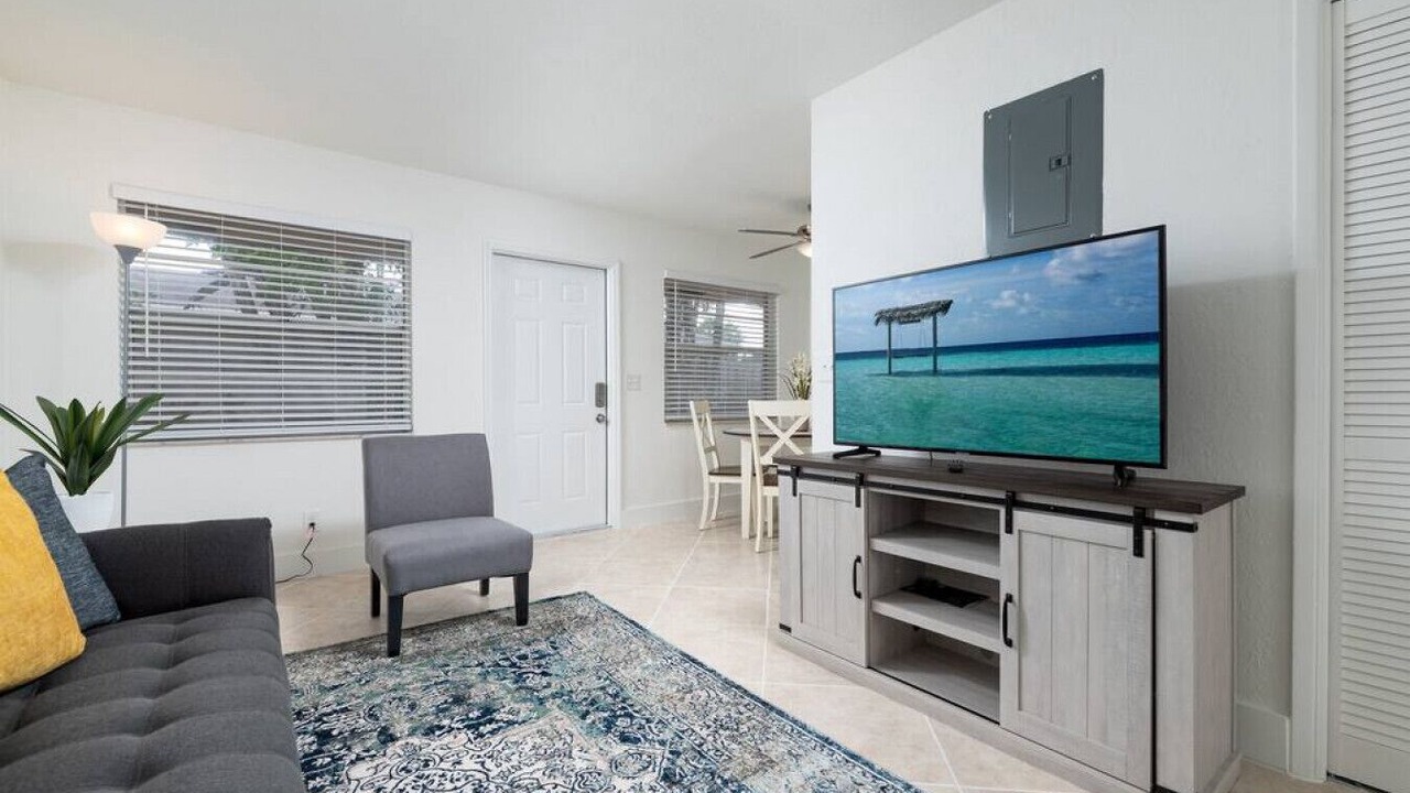 Photo of Livingroom in Wilton Manors