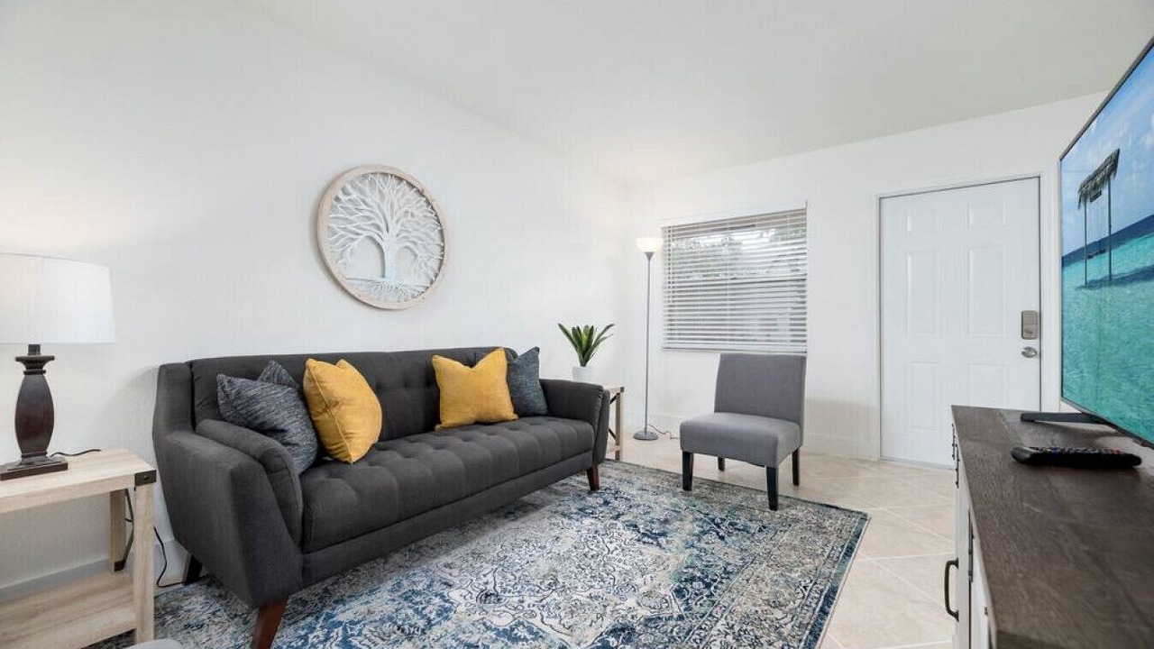 Photo of Livingroom in Wilton Manors