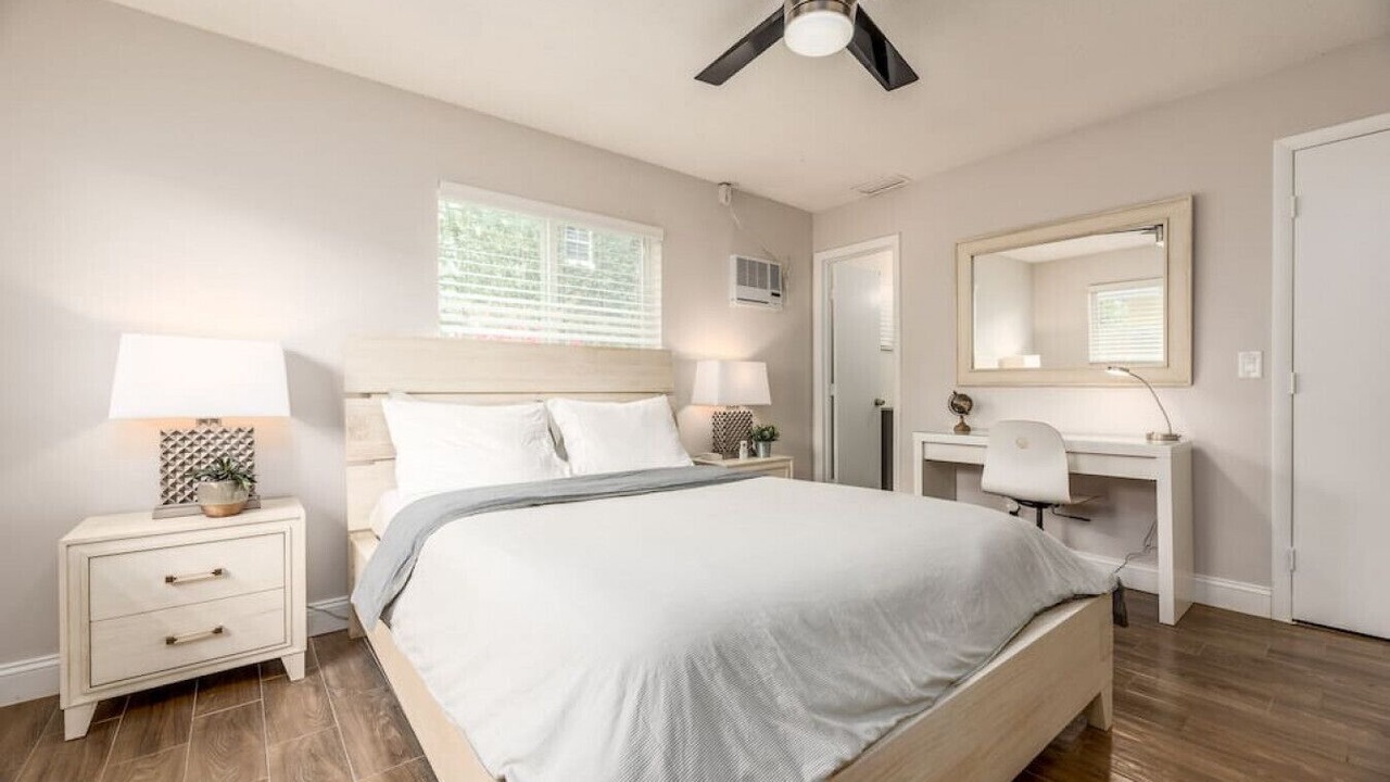 Photo of Bedroom in Wilton Manors