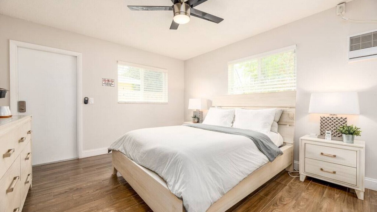 Photo of Bedroom in Wilton Manors