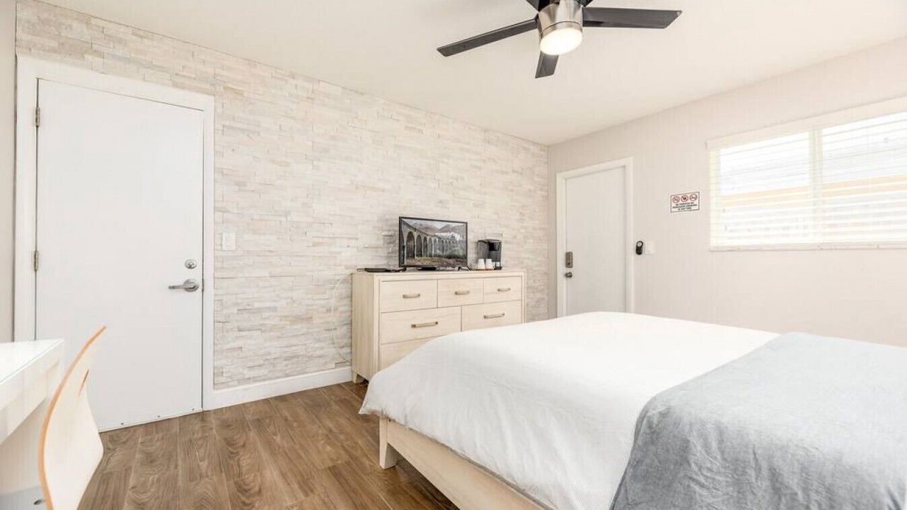 Photo of Bedroom in Wilton Manors