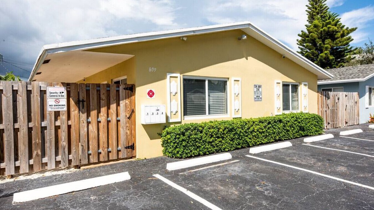 Photo of Outdoor in Wilton Manors