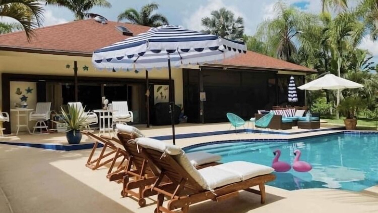 Photo of Outdoor in Palm Beach Country Estates