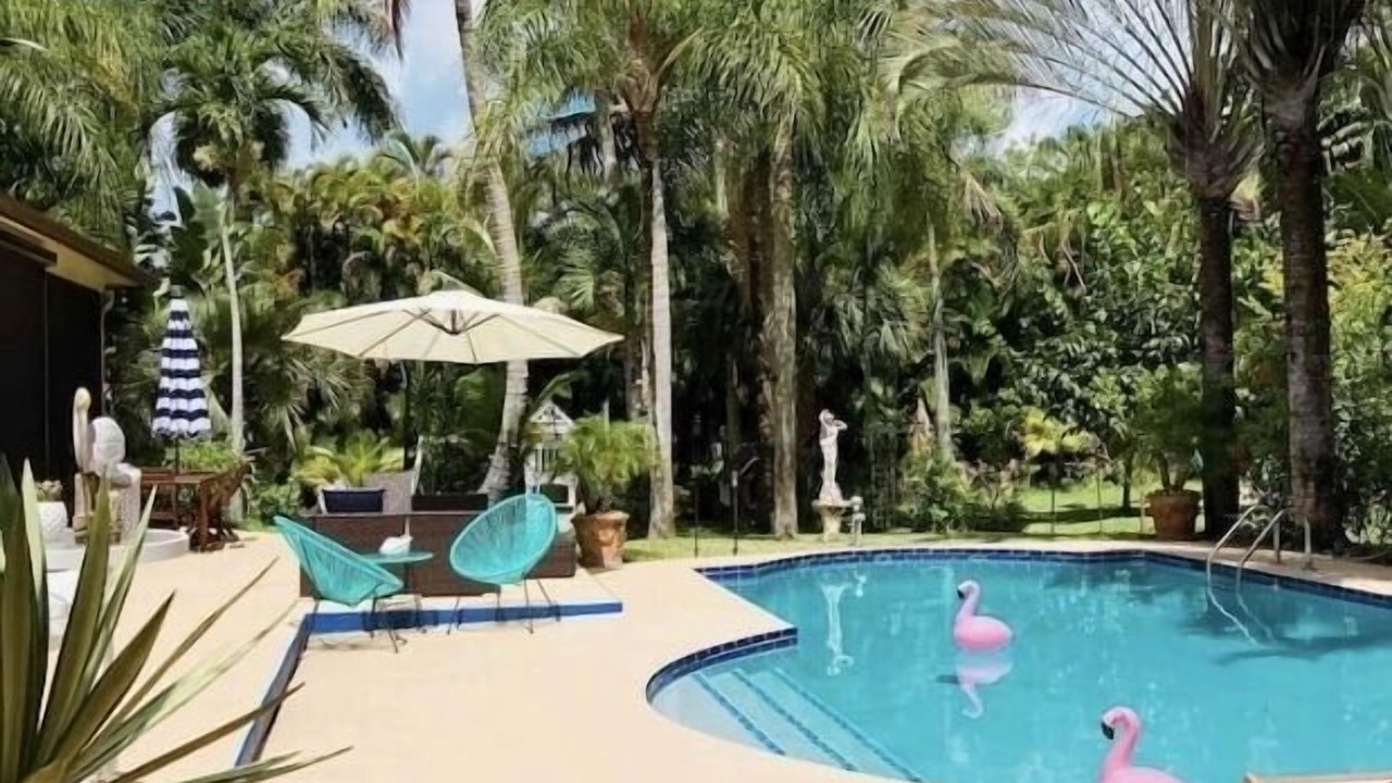Photo of Outdoor in Palm Beach Country Estates